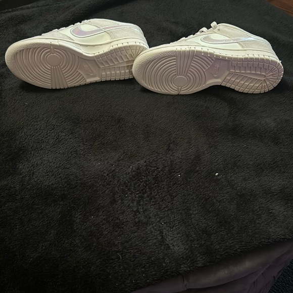 Nike Dunks - Picture 3 of 4